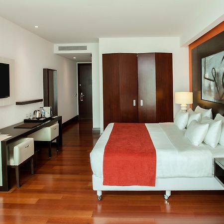 Nh Collection Guadalajara Providencia Hotel Kültér fotó